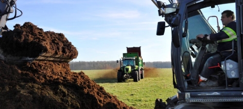 Distribution de compost vert